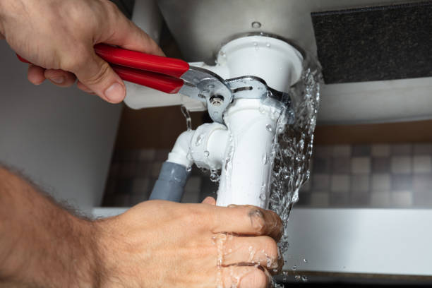 Best Carpet water damage restoration  in Chalfant, CA
